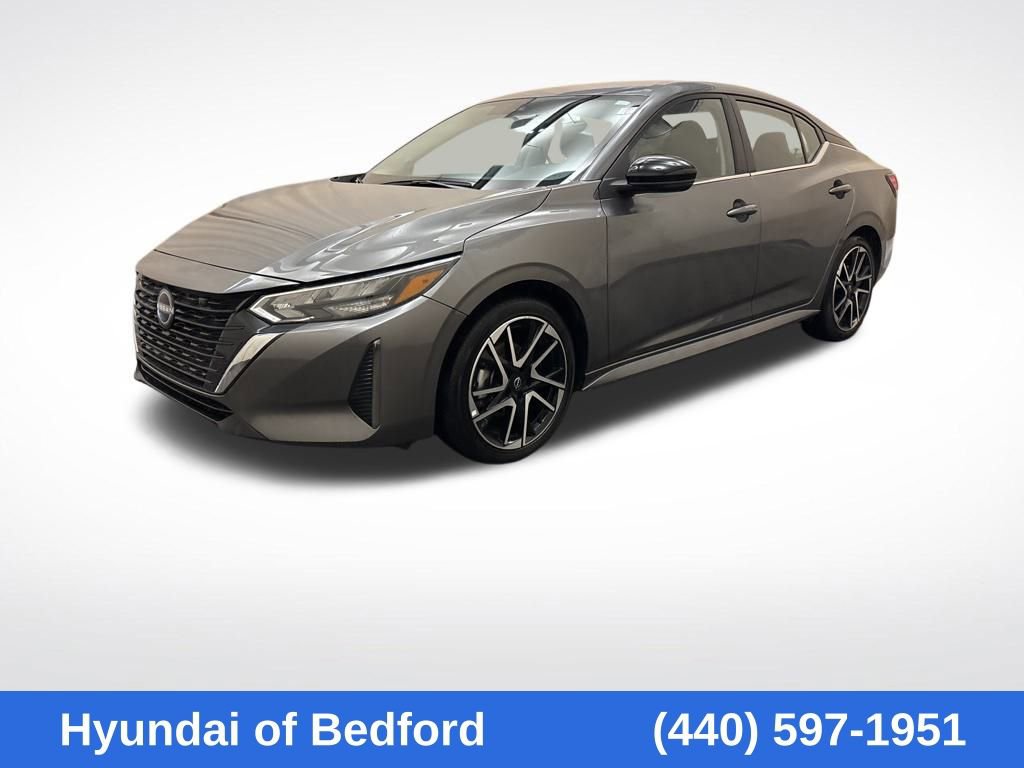 Used 2025 Nissan Sentra SR image 1