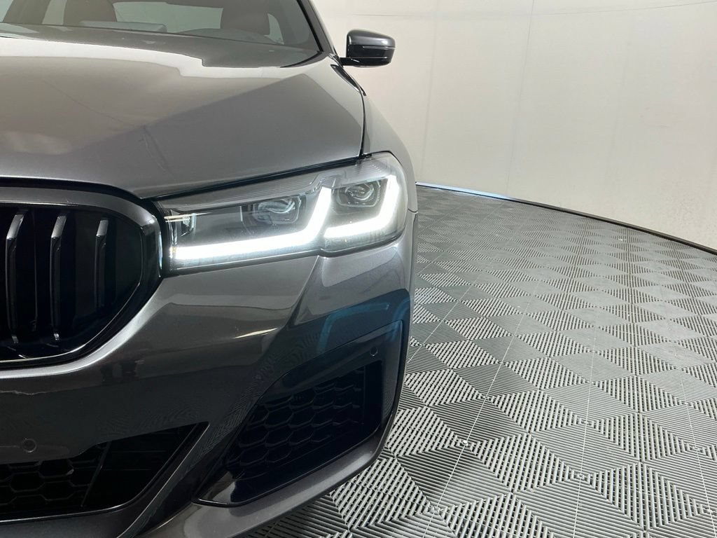 Certified 2023 BMW M550i xDrive w/ Executive Package AWD/4WD image 8