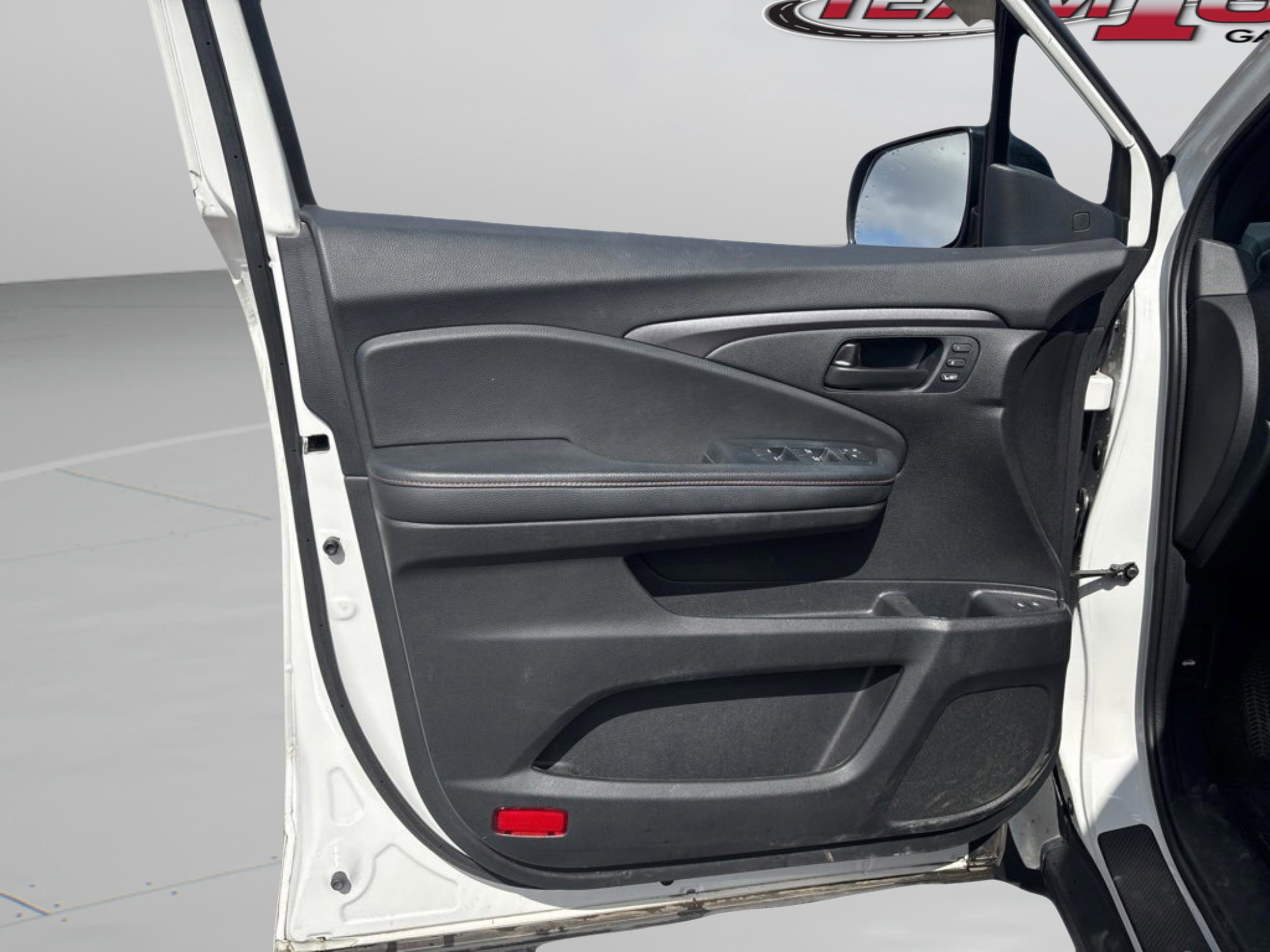 Used 2022 Honda Pilot TrailSport image 30