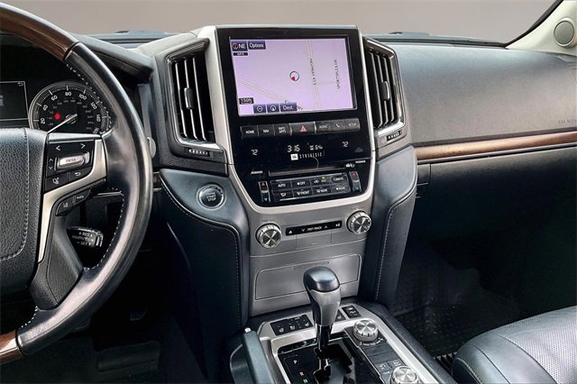 Used 2021 Toyota Land Cruiser image 9