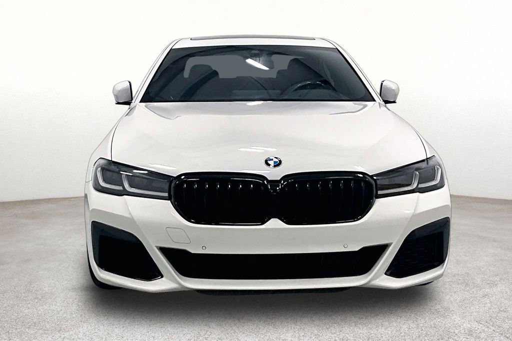 Used 2023 BMW 530i w/ M Sport Package RWD image 3