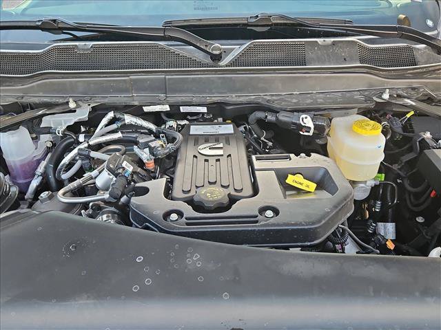 New 2026 RAM 2500 Laramie w/ Night Edition AWD/4WD image 17