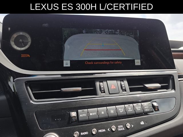 Used 2025 Lexus ES 300h w/ Premium Package FWD image 30