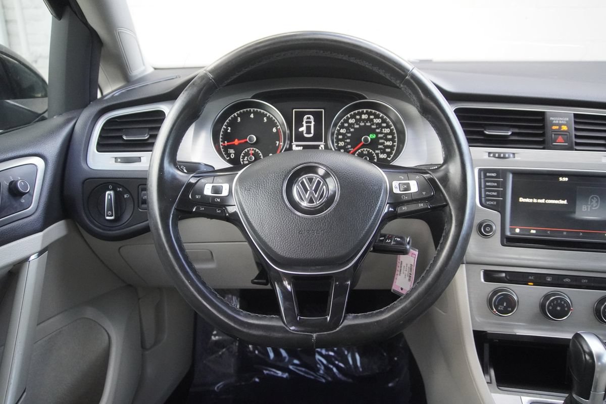 Used 2016 Volkswagen Golf S FWD image 13