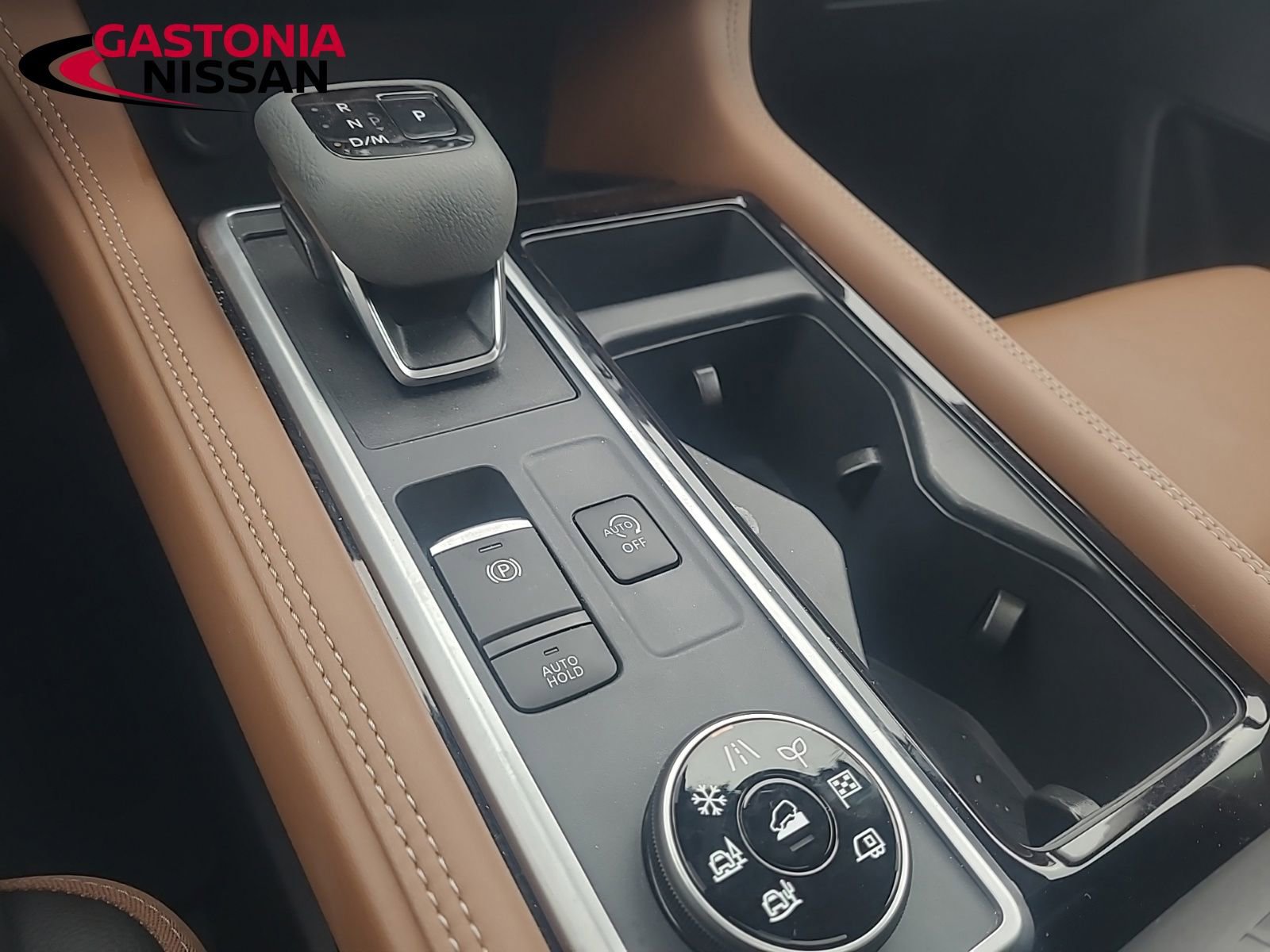 Used 2024 Nissan Pathfinder Platinum w/ Cargo Package image 49