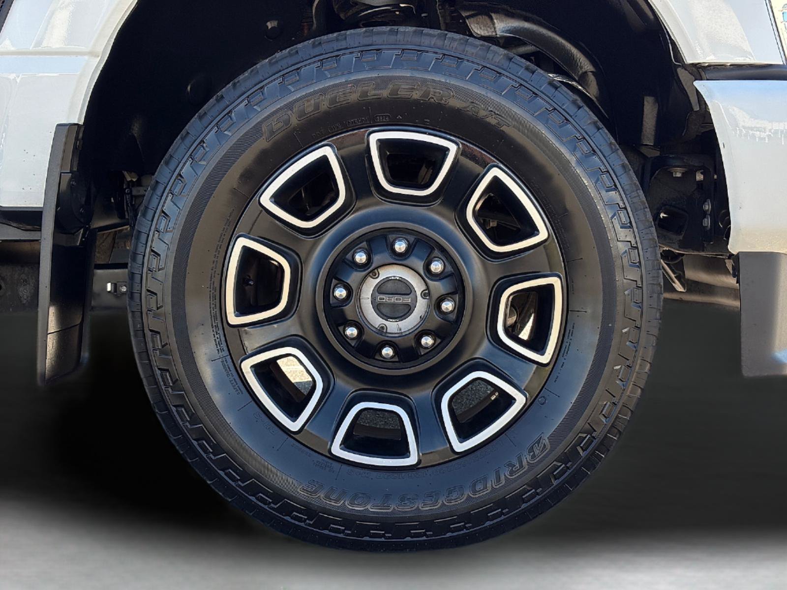 Used 2024 Ford F350 Platinum AWD/4WD image 11