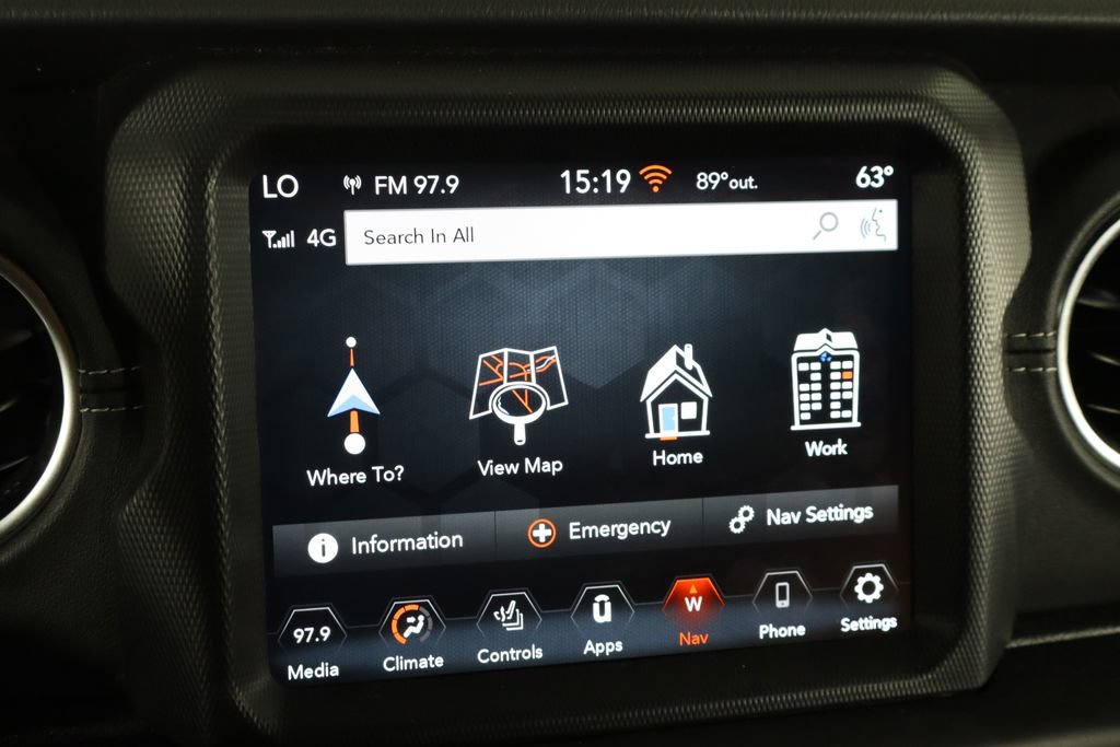 Used 2023 Jeep Wrangler Unlimited Sahara w/ Cold Weather Group AWD/4WD image 35
