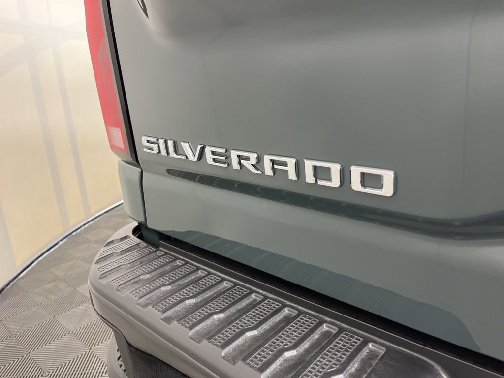 New 2026 Chevrolet Silverado 2500 ZR2 image 23