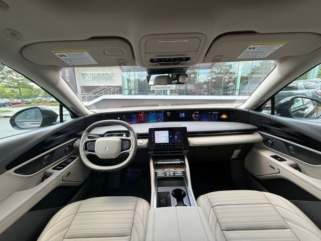 New 2025 Lincoln Nautilus Reserve image 8