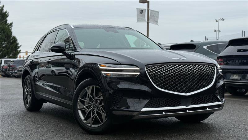 Used 2024 Genesis GV70 2.5T w/ Advanced Package image 7