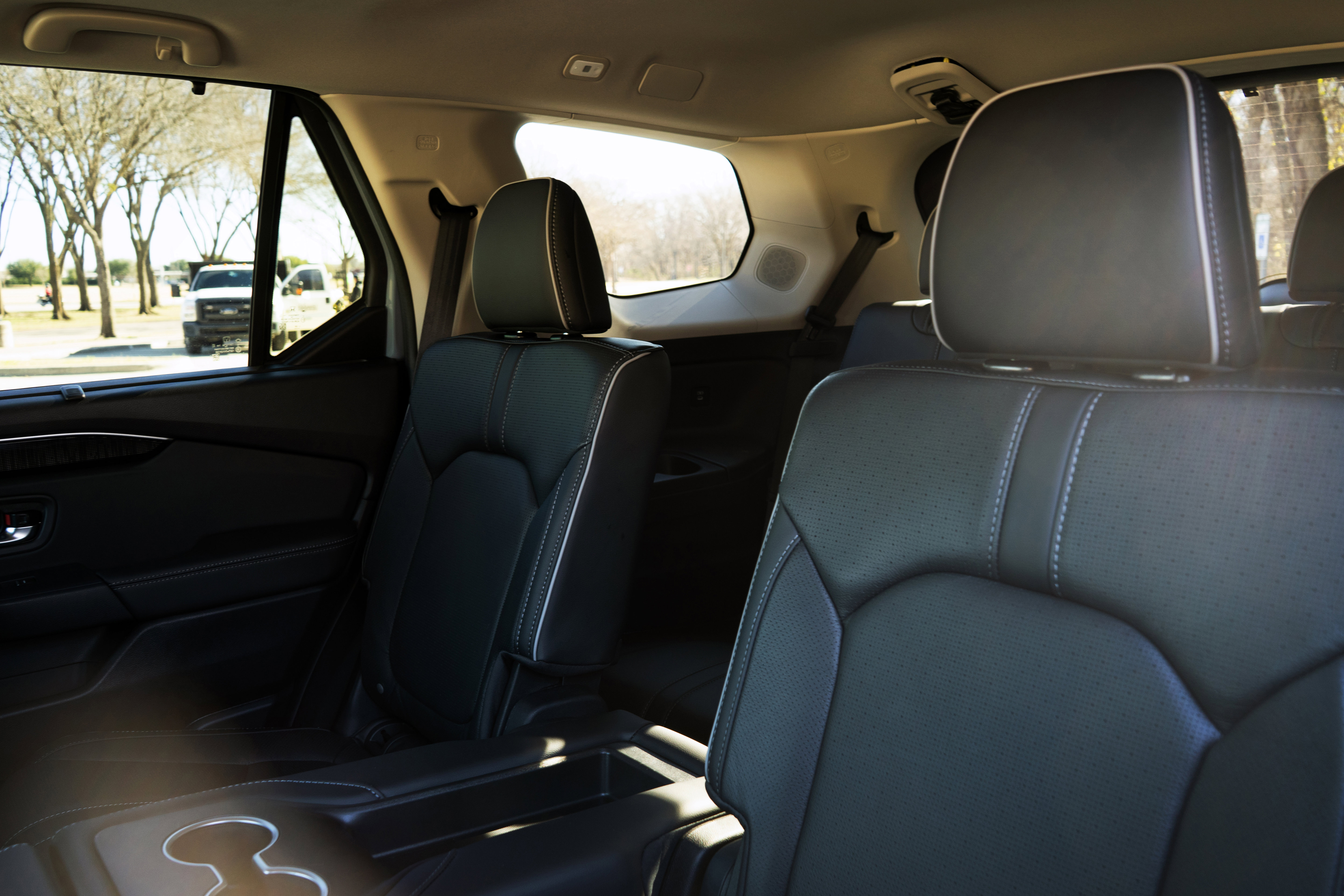 Used 2025 Honda Pilot Elite image 18