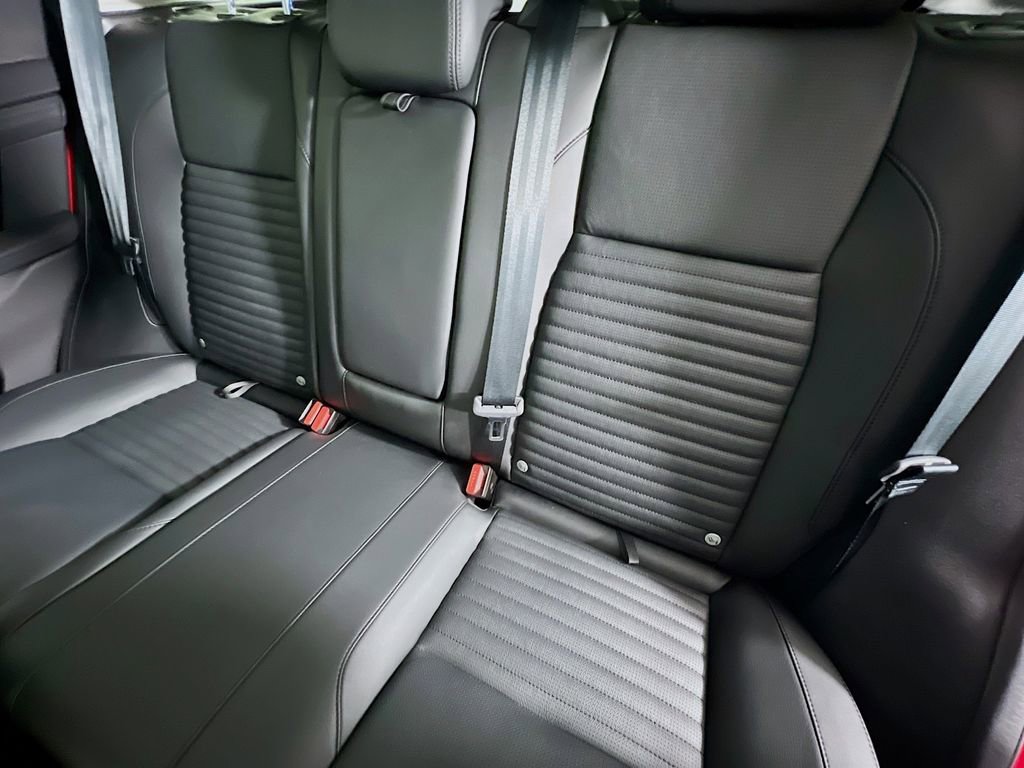 Certified 2024 Land Rover Discovery Sport S image 26