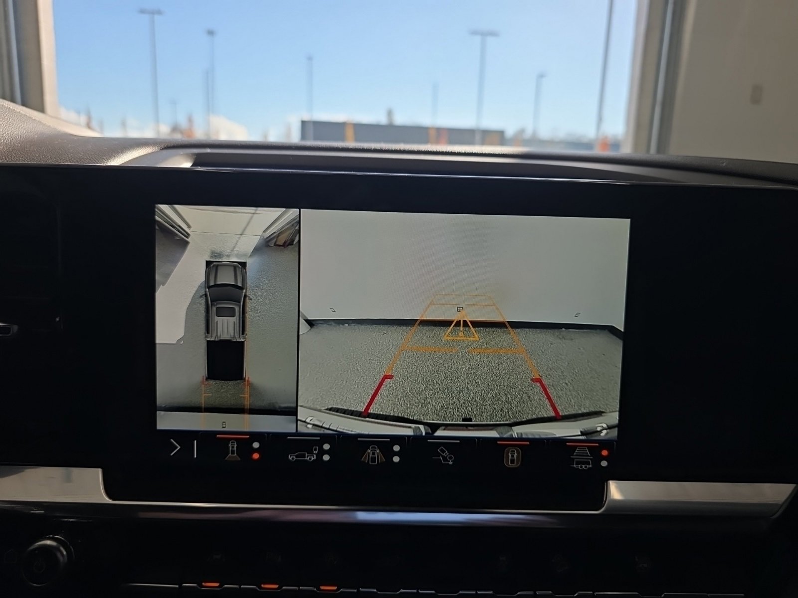 Used 2024 GMC Sierra 1500 SLT w/ SLT Premium Package image 50