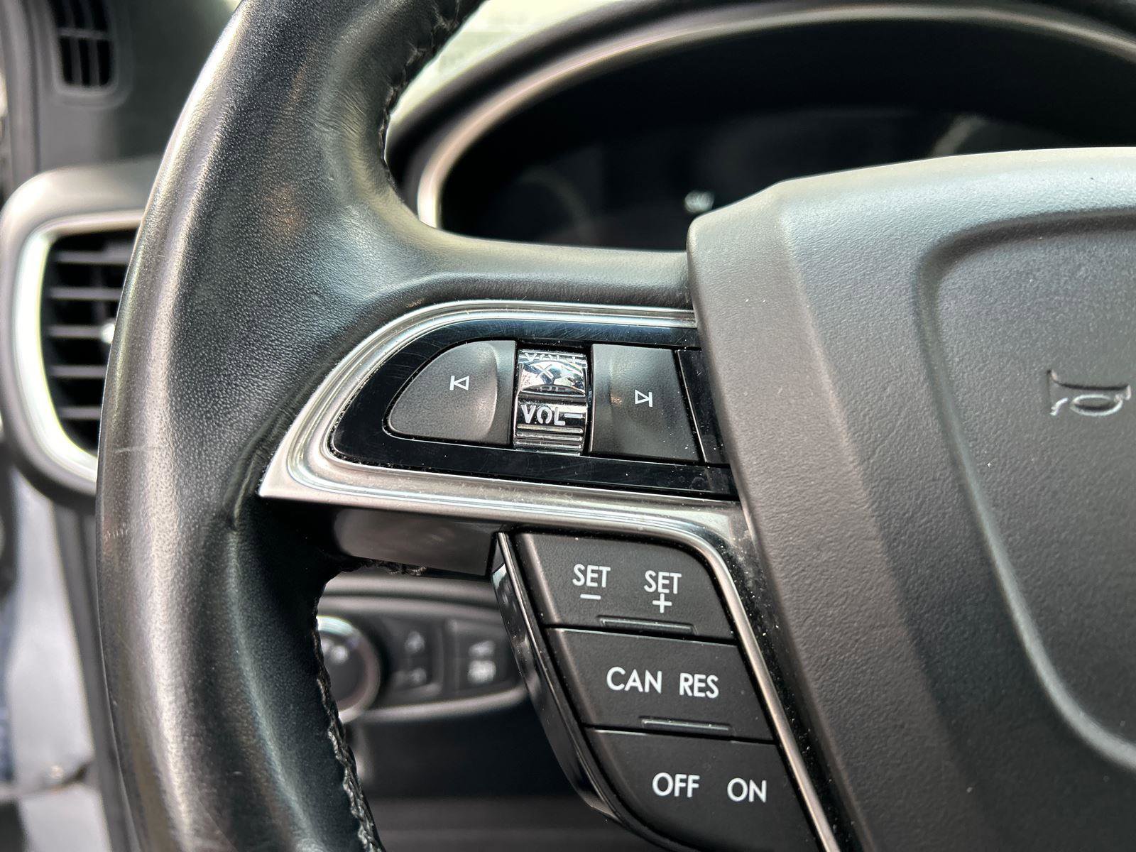 Used 2020 Lincoln Nautilus Reserve w/ Cargo Utility Package image 13