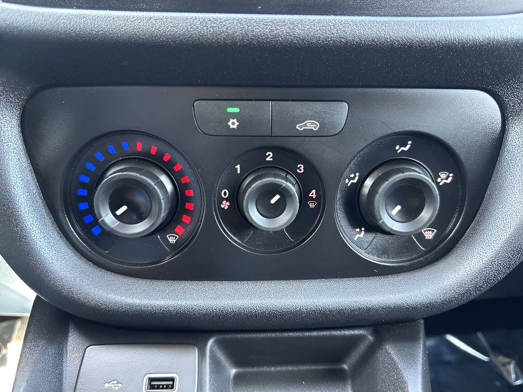 Used 2022 RAM ProMaster City Wagon image 17