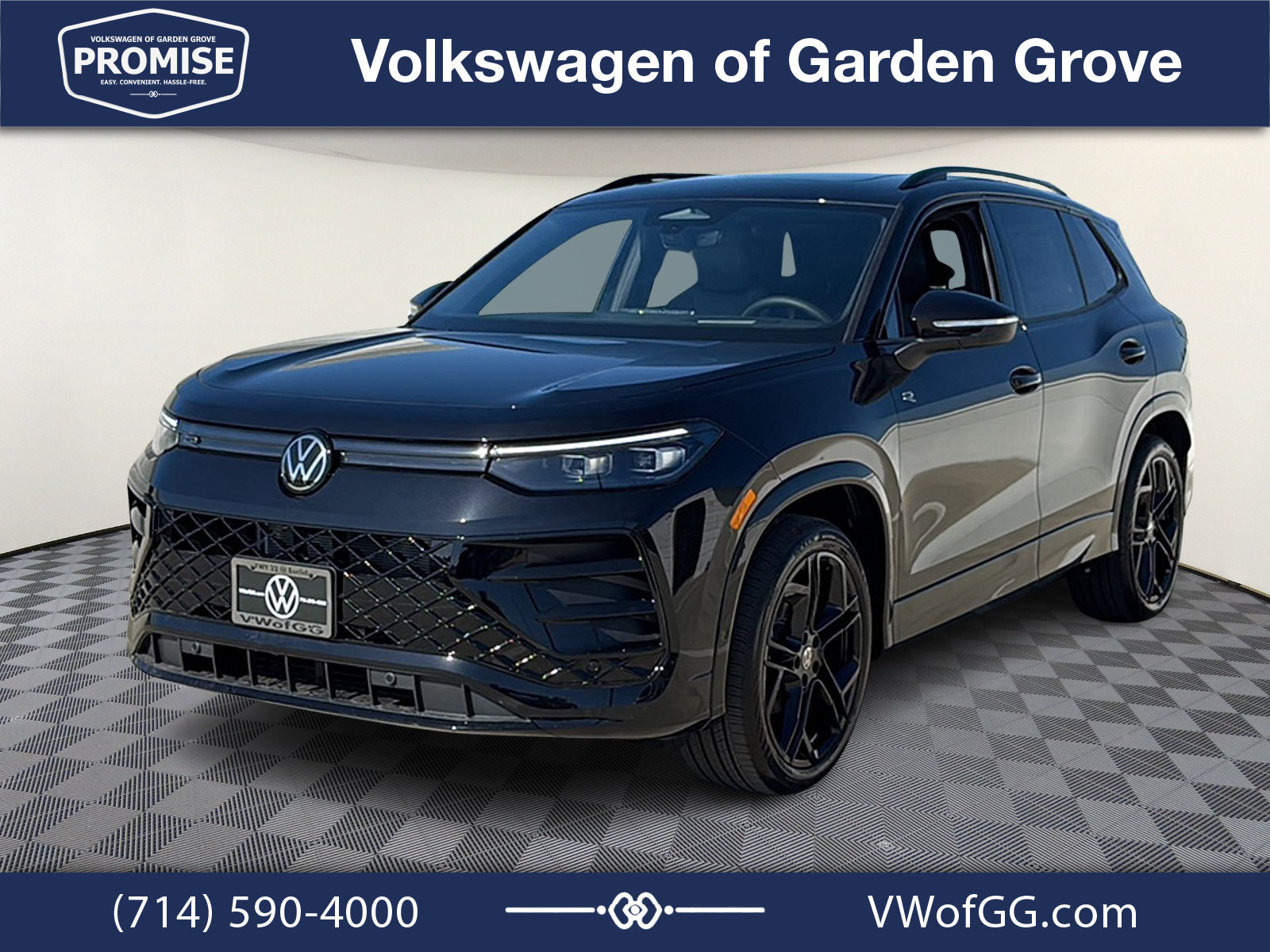New 2026 Volkswagen Tiguan SE R-Line FWD image 4