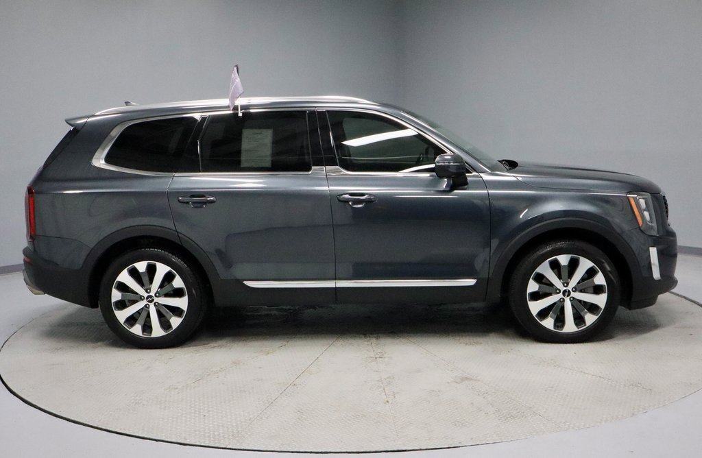Used 2022 Kia Telluride EX w/ EX Premium Package image 14