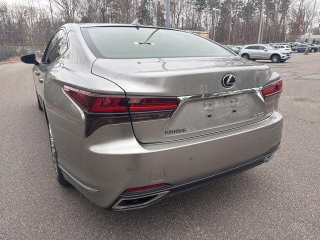 Used 2025 Lexus LS 500 image 6
