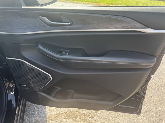 Used 2021 Jeep Grand Cherokee L Limited image 13