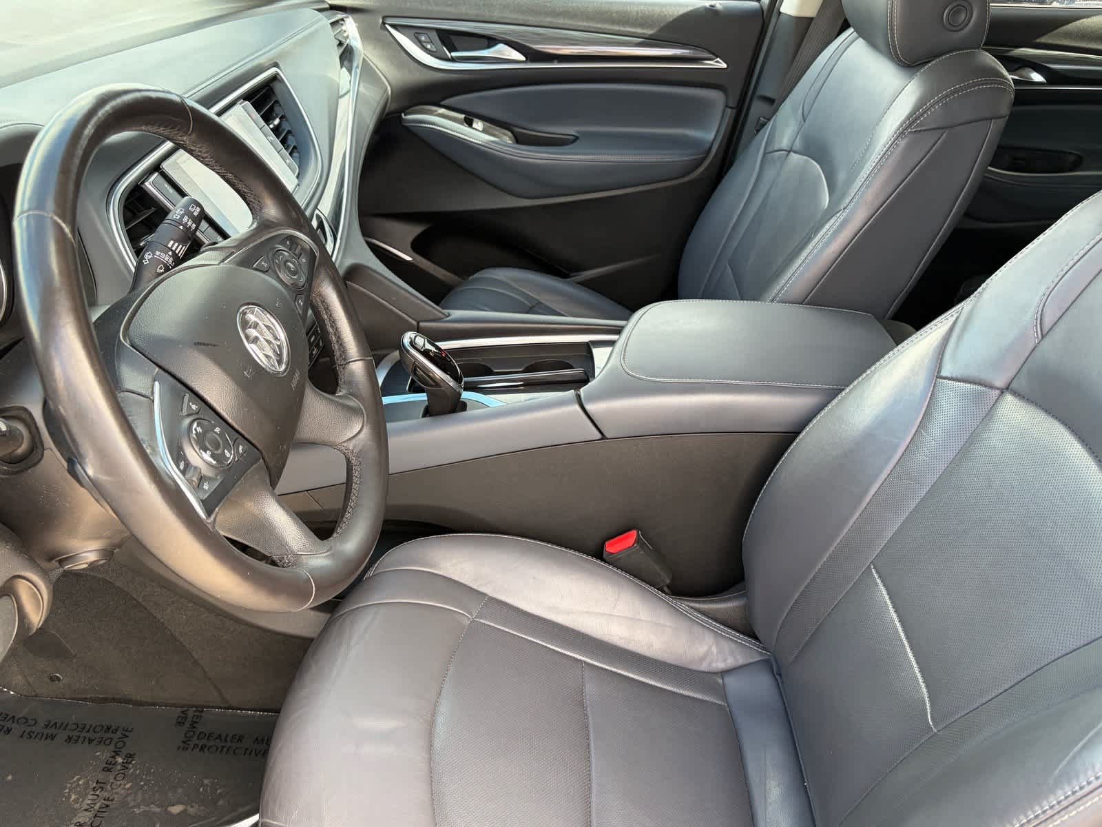 Used 2018 Buick Enclave Premium w/ Experience Buick Package FWD image 2