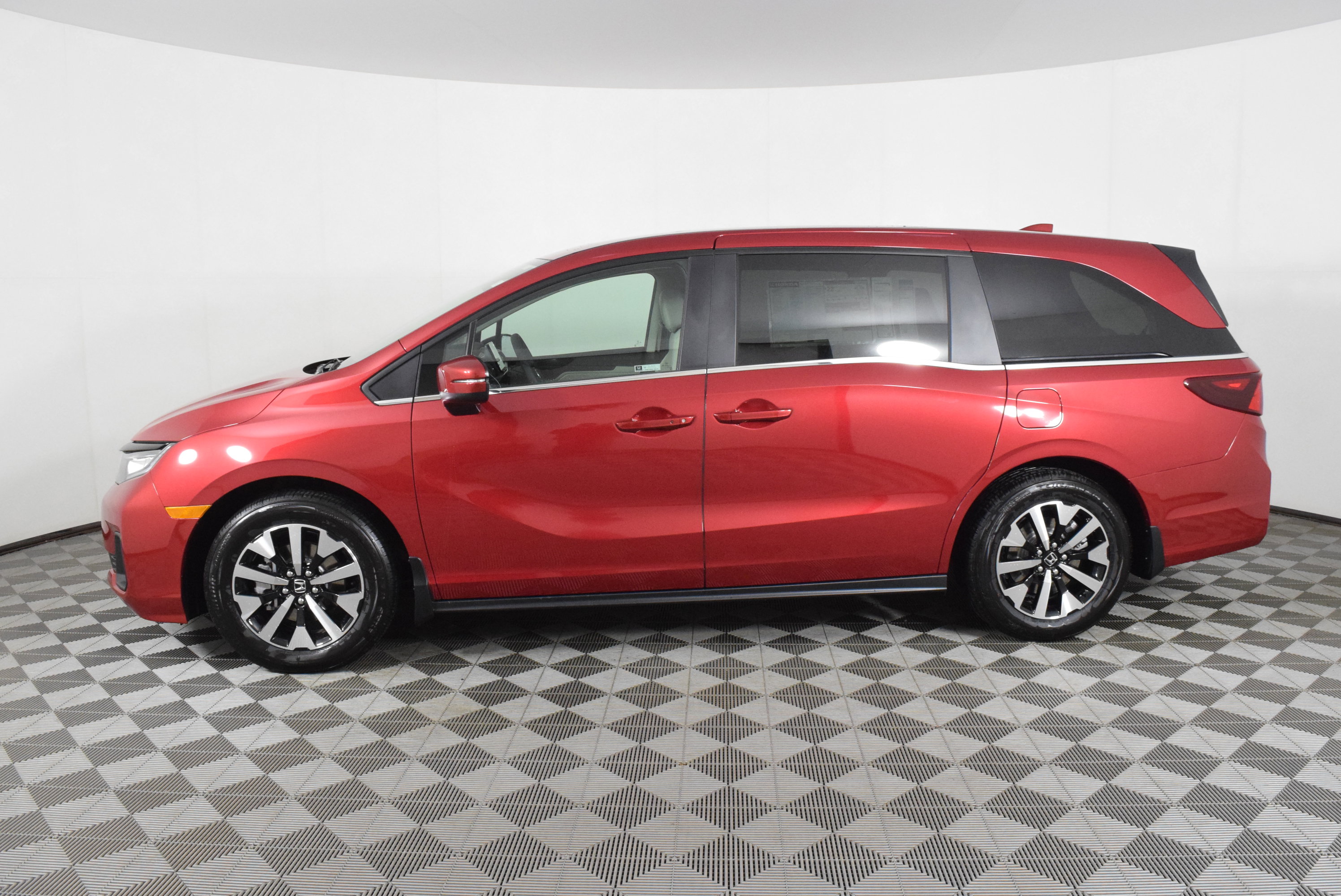 New 2026 Honda Odyssey EX-L image 9