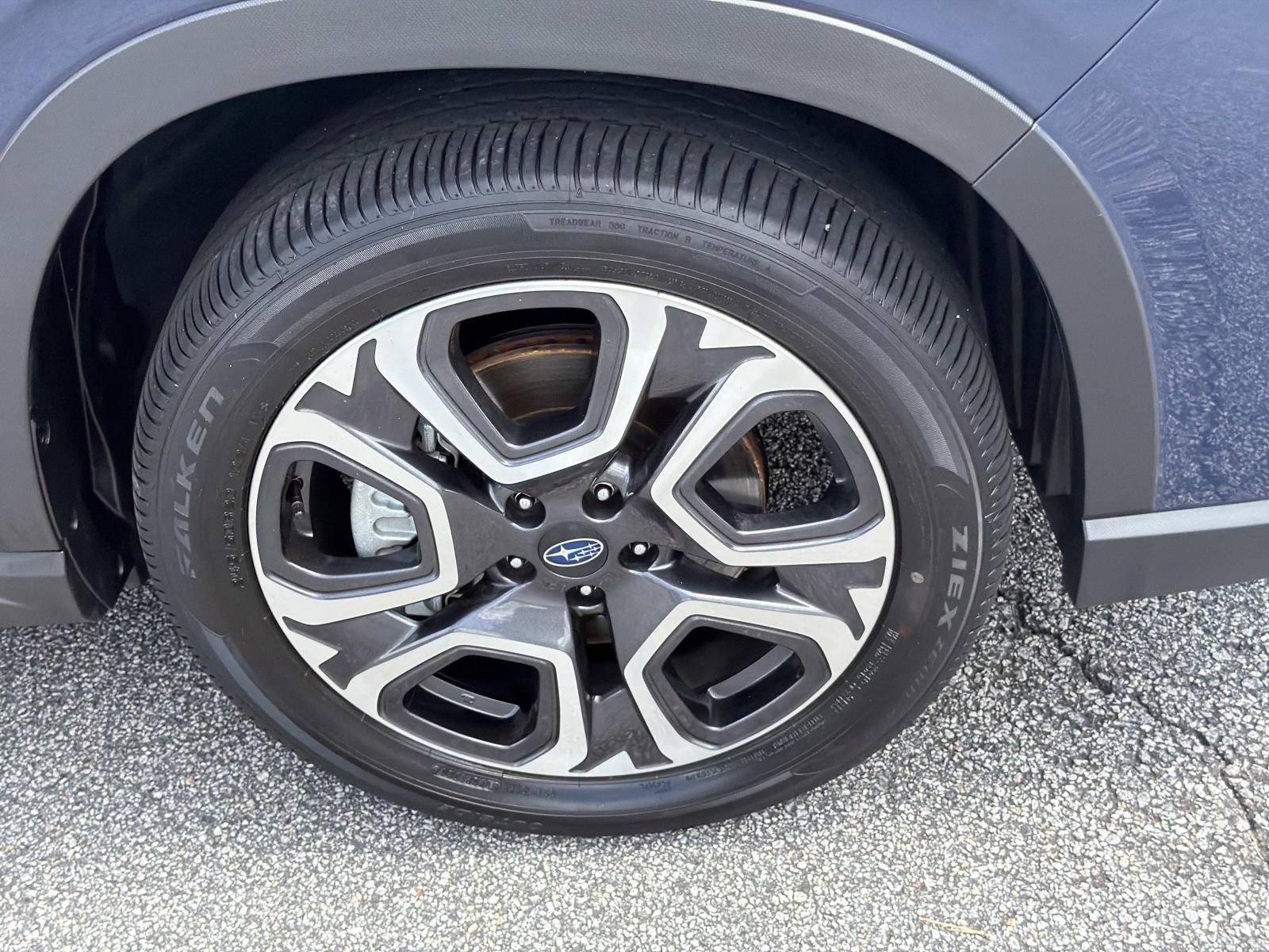 Certified 2023 Subaru Ascent Limited AWD/4WD image 13