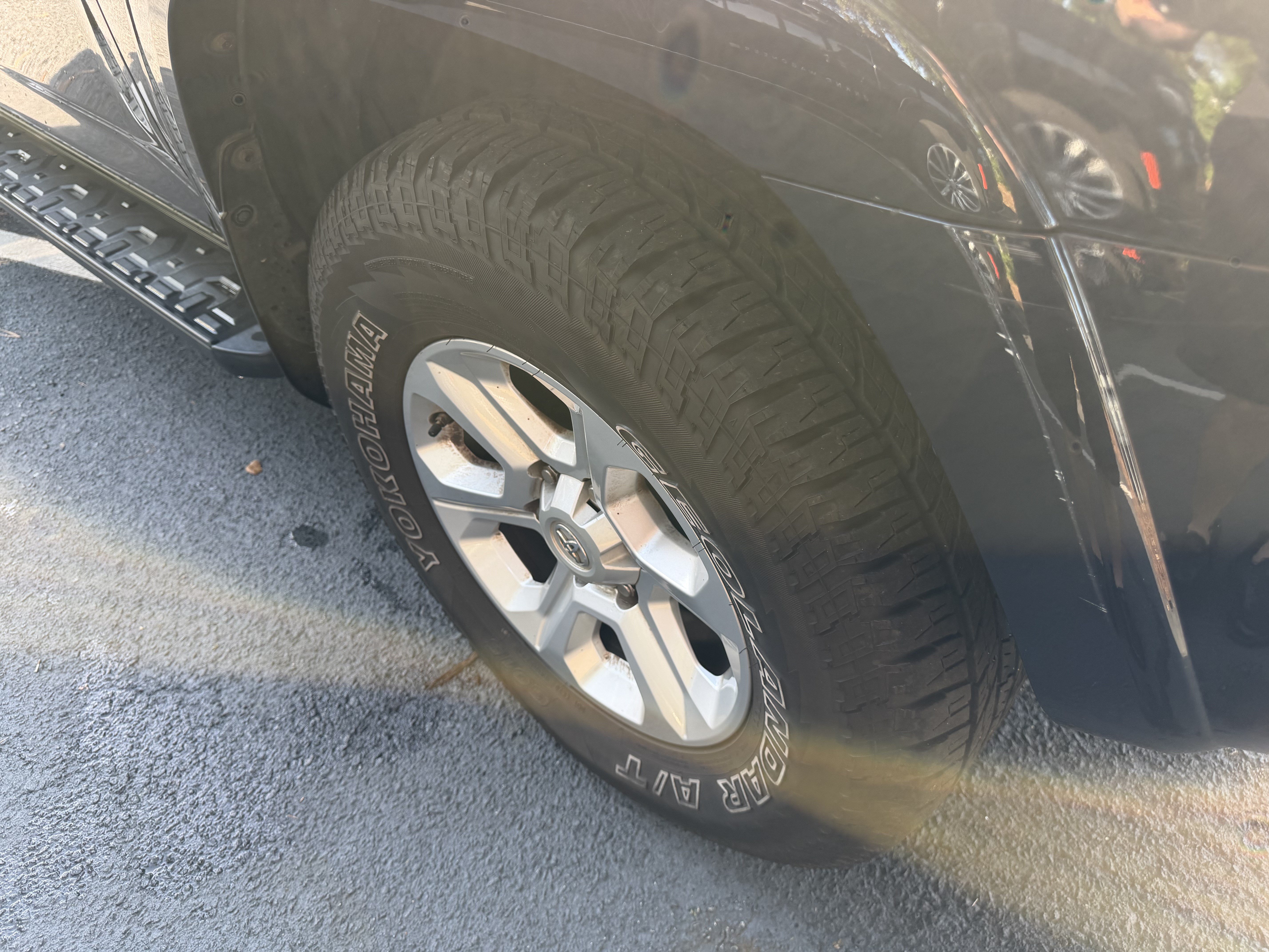 Used 2016 Toyota 4Runner SR5 AWD/4WD image 11