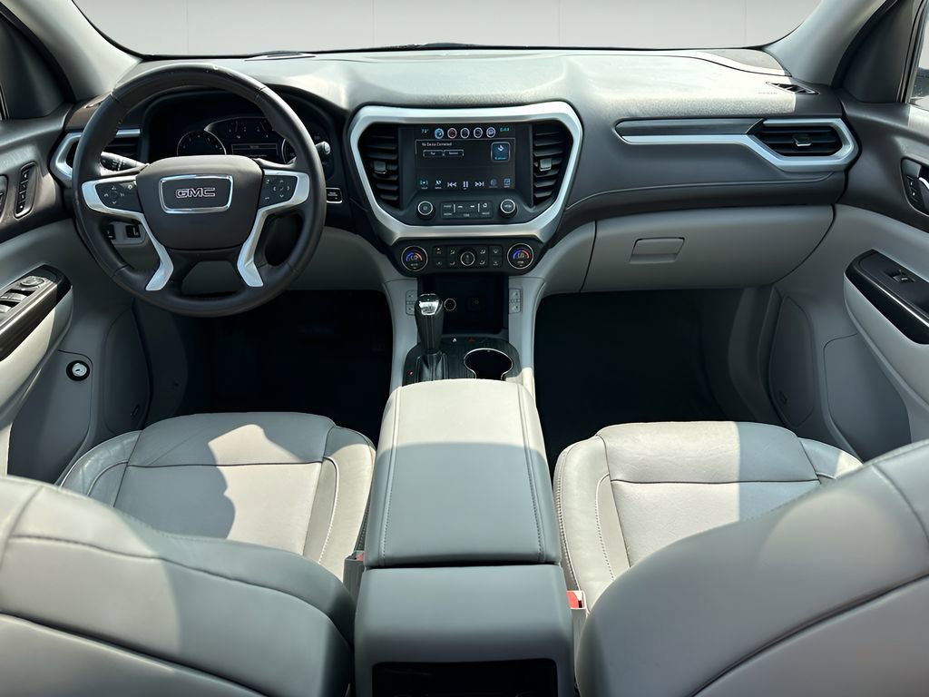 Used 2018 GMC Acadia SLT image 14