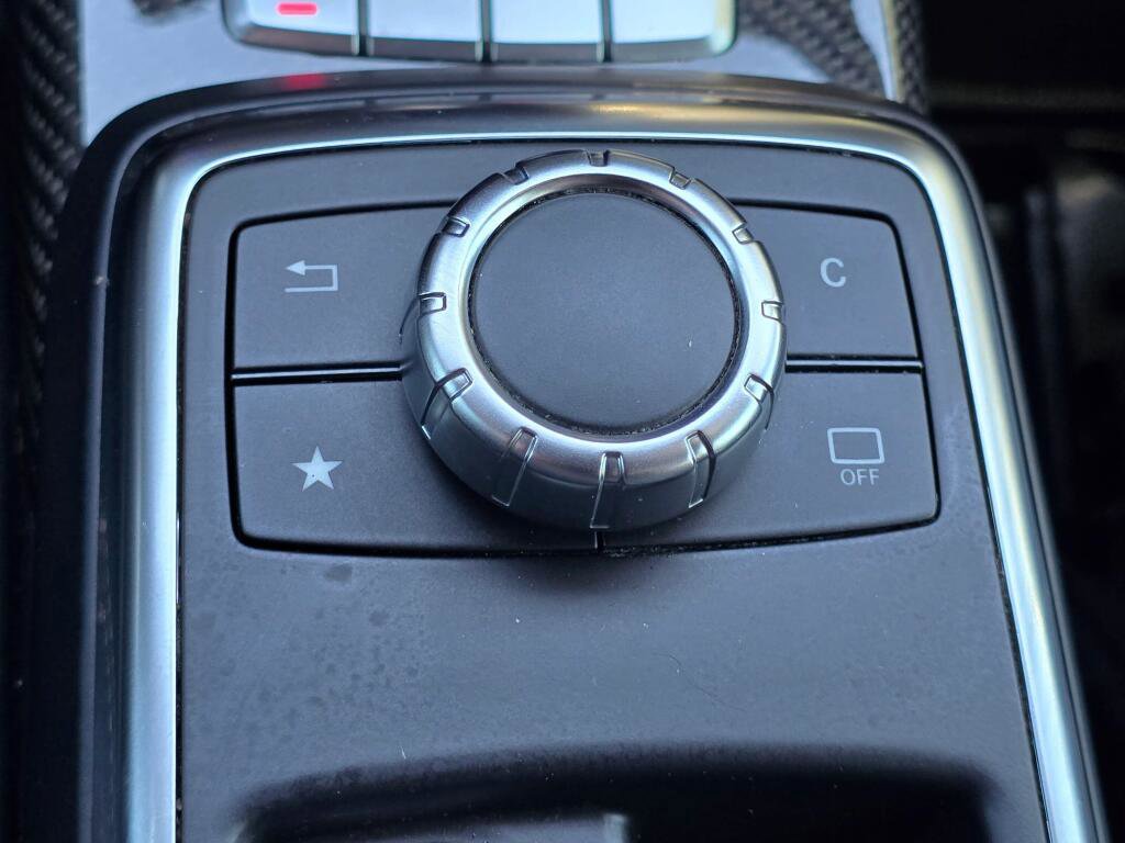 Used 2018 Mercedes-Benz G 550 Squared image 45