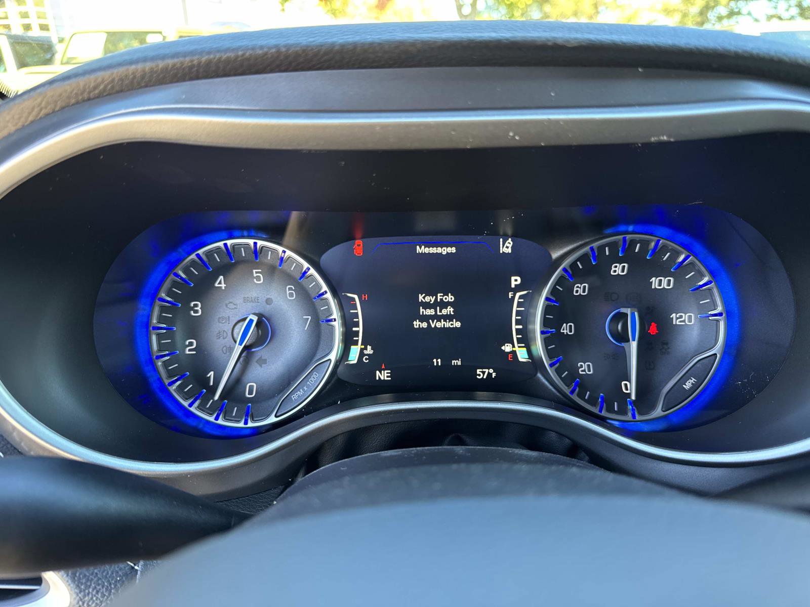 New 2026 Chrysler Pacifica Select image 30