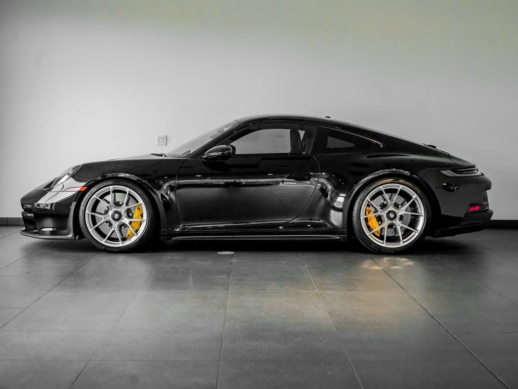 Certified 2024 Porsche 911 GT3 RWD image 2