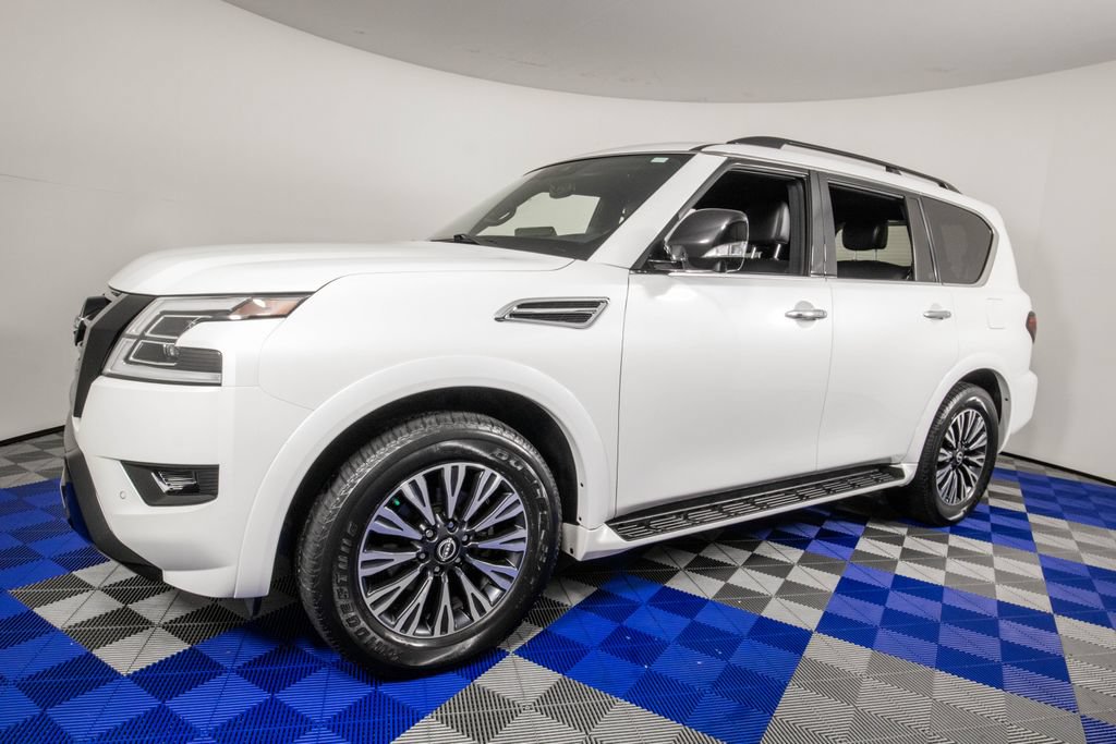 Used 2023 Nissan Armada SL w/ Midnight Edition Package RWD image 2