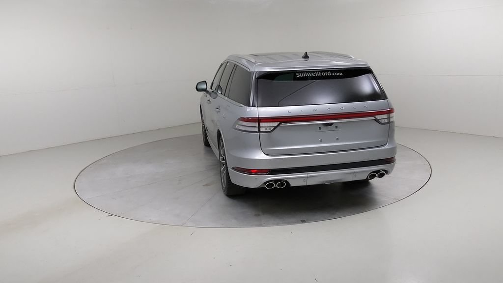 Used 2023 Lincoln Aviator Grand Touring w/ Equipment Group 301A AWD/4WD image 17