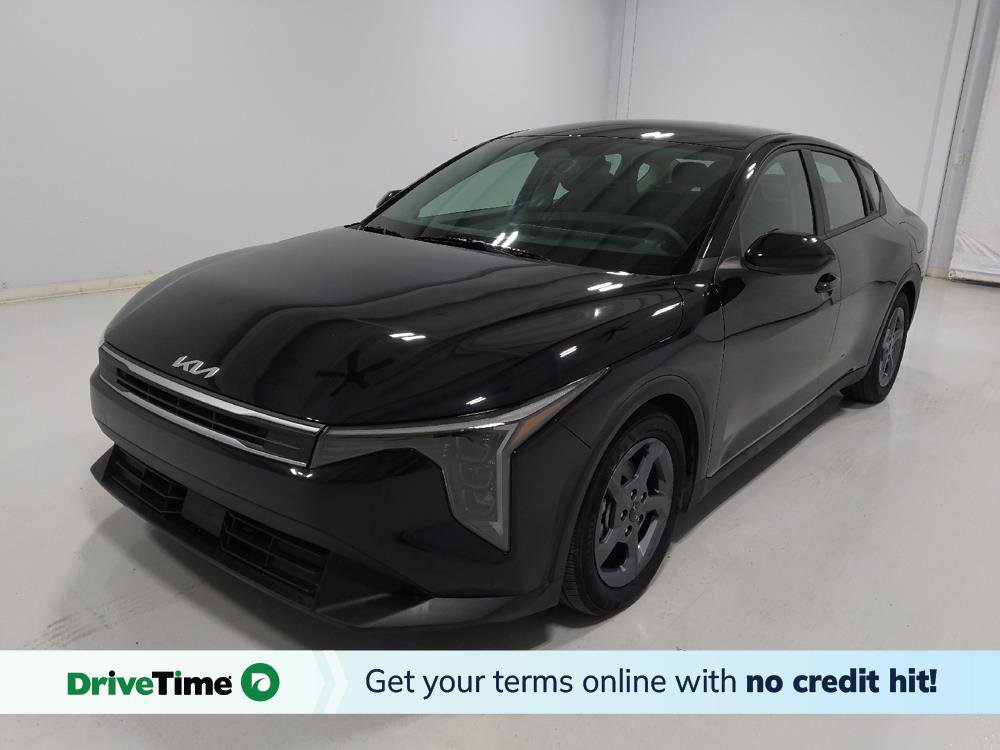 Used 2025 Kia K4 LXS image 1
