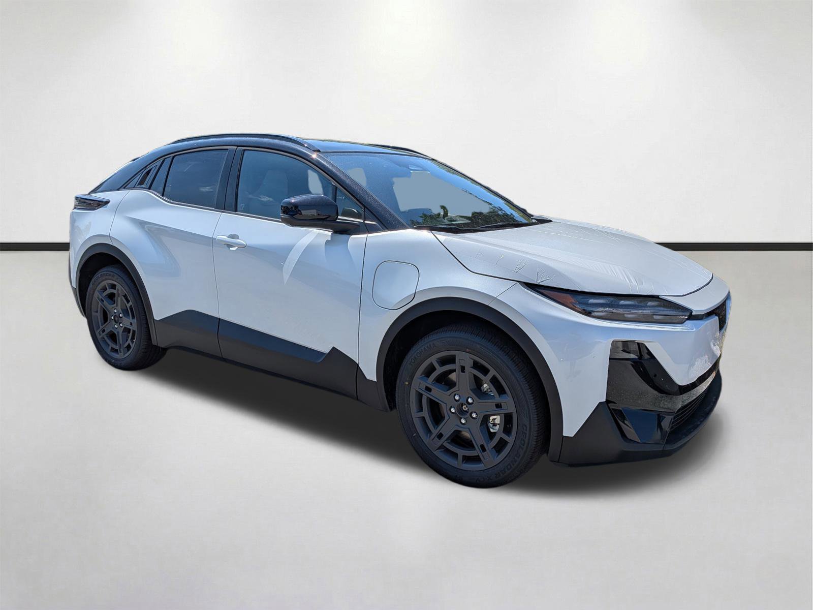 New 2026 Subaru Uncharted AWD image 2