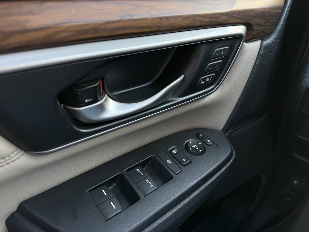 Used 2018 Honda CR-V EX-L image 12