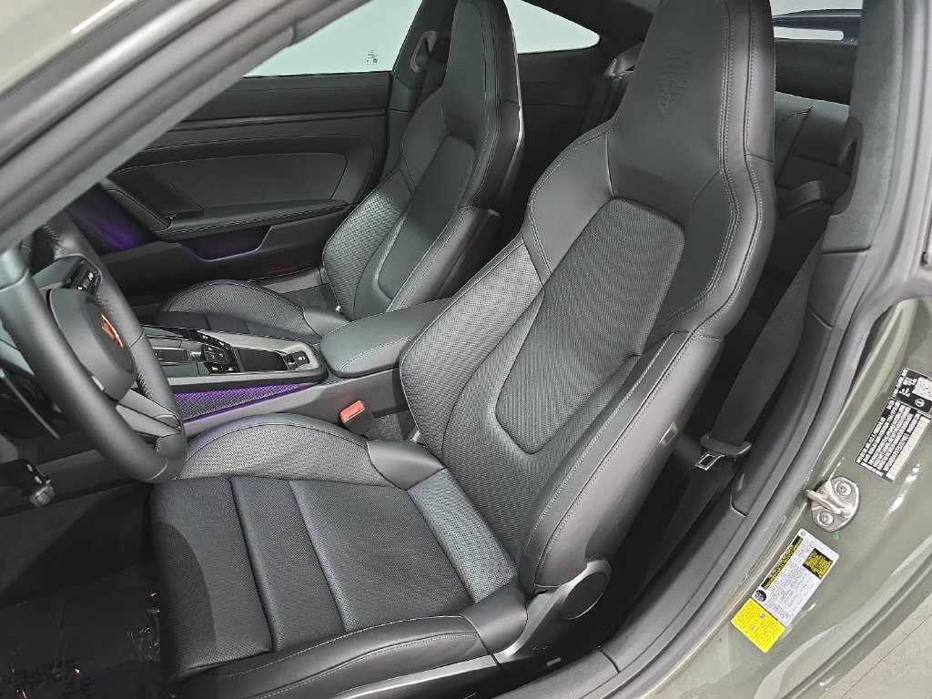 Certified 2026 Porsche 911 Carrera GTS RWD image 5