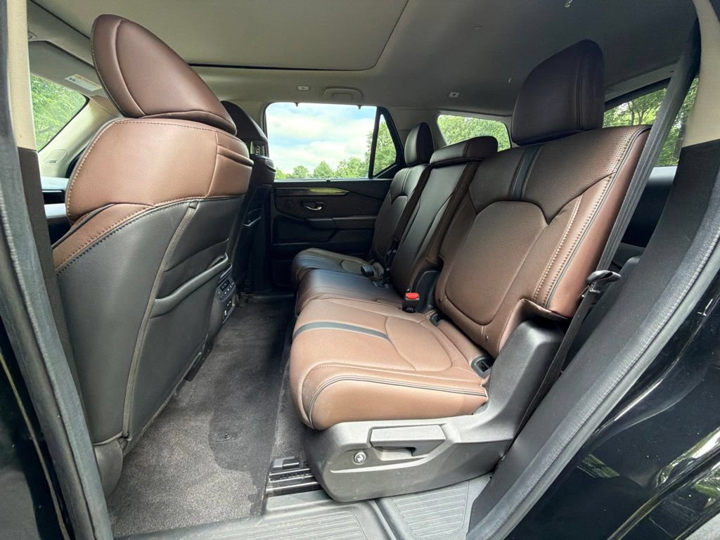 Used 2025 Honda Pilot Elite image 14