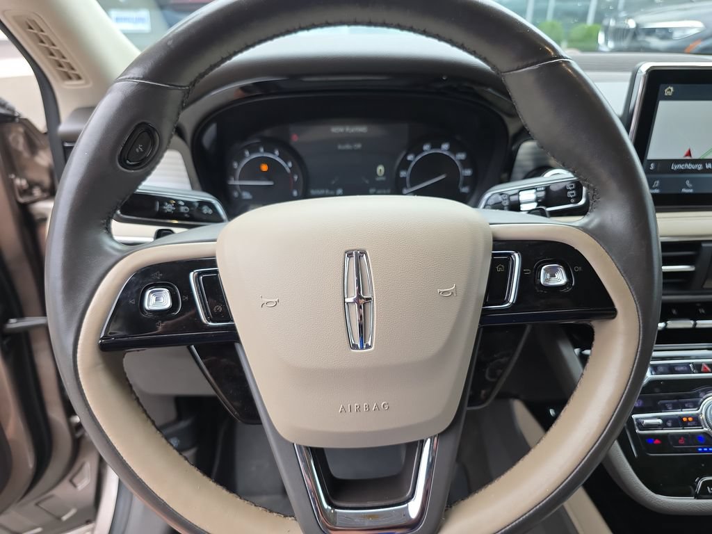 Used 2020 Lincoln Corsair FWD w/ Premium Package image 24