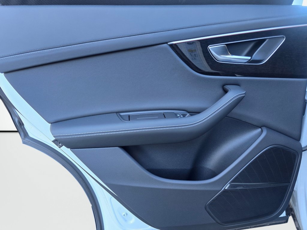 New 2027 Audi Q8 Prestige AWD/4WD image 20