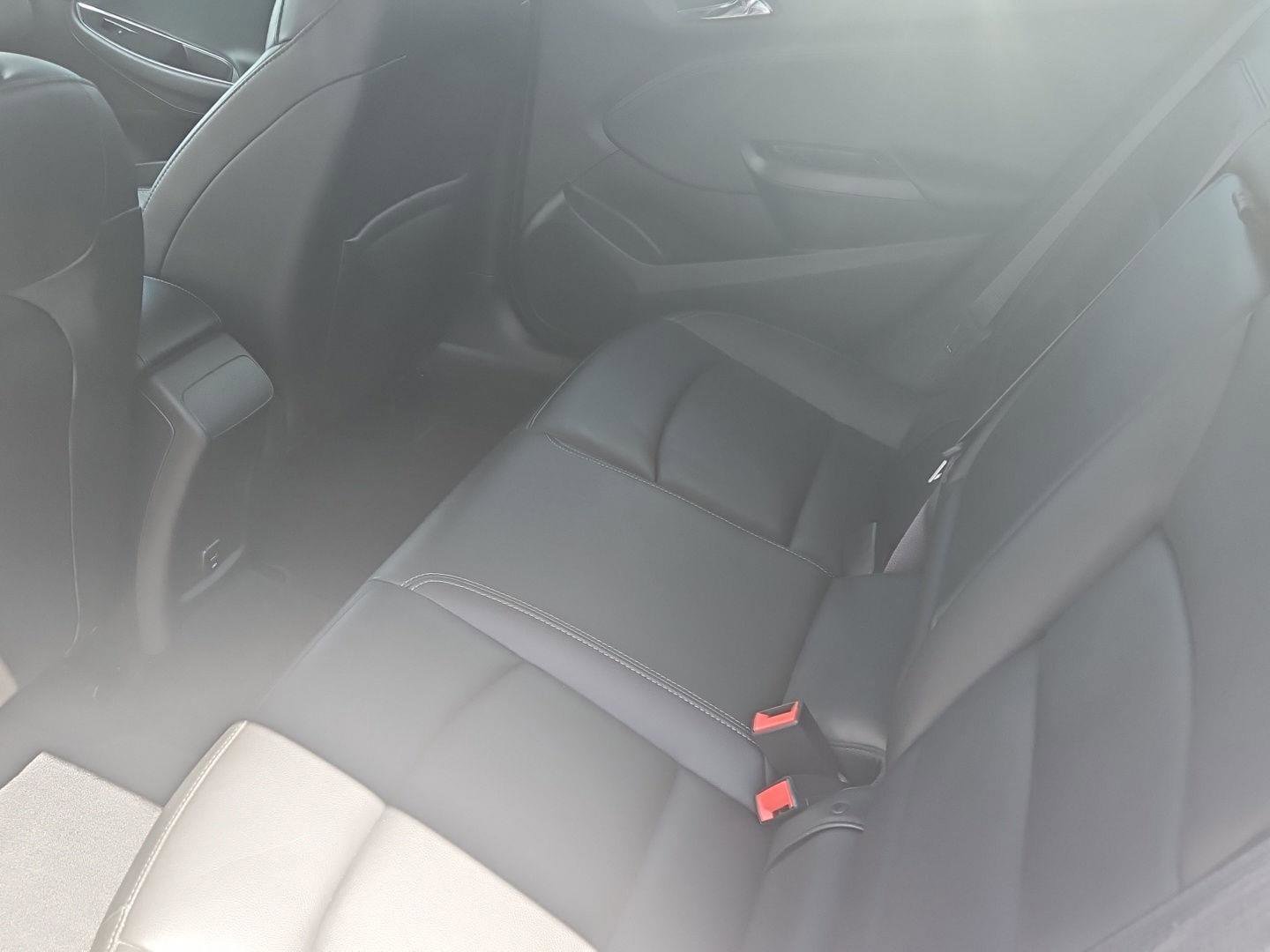 Used 2017 Chevrolet Cruze Premier FWD image 22