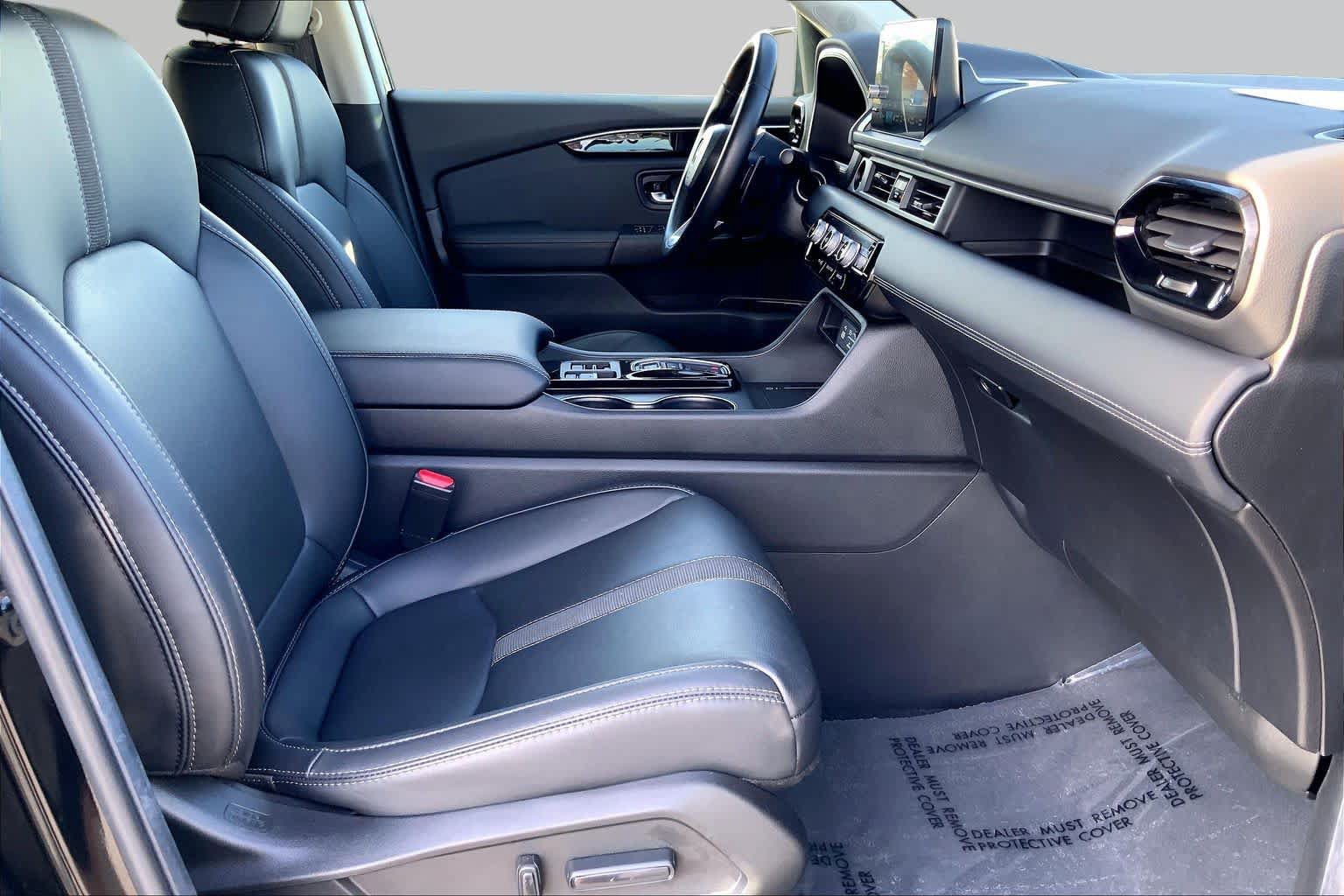 Used 2025 Honda Pilot EX-L image 8