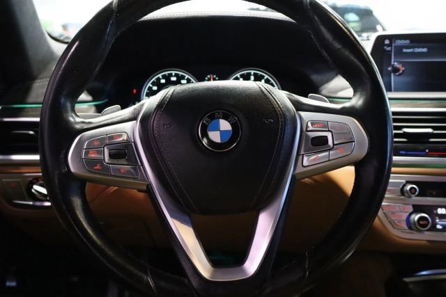 Used 2016 BMW 750i xDrive AWD/4WD image 66