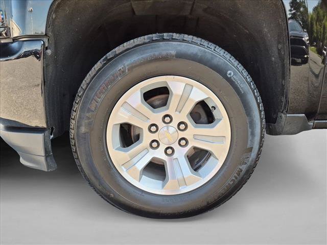 Used 2018 Chevrolet Silverado 1500 LT w/ All Star Edition AWD/4WD image 22