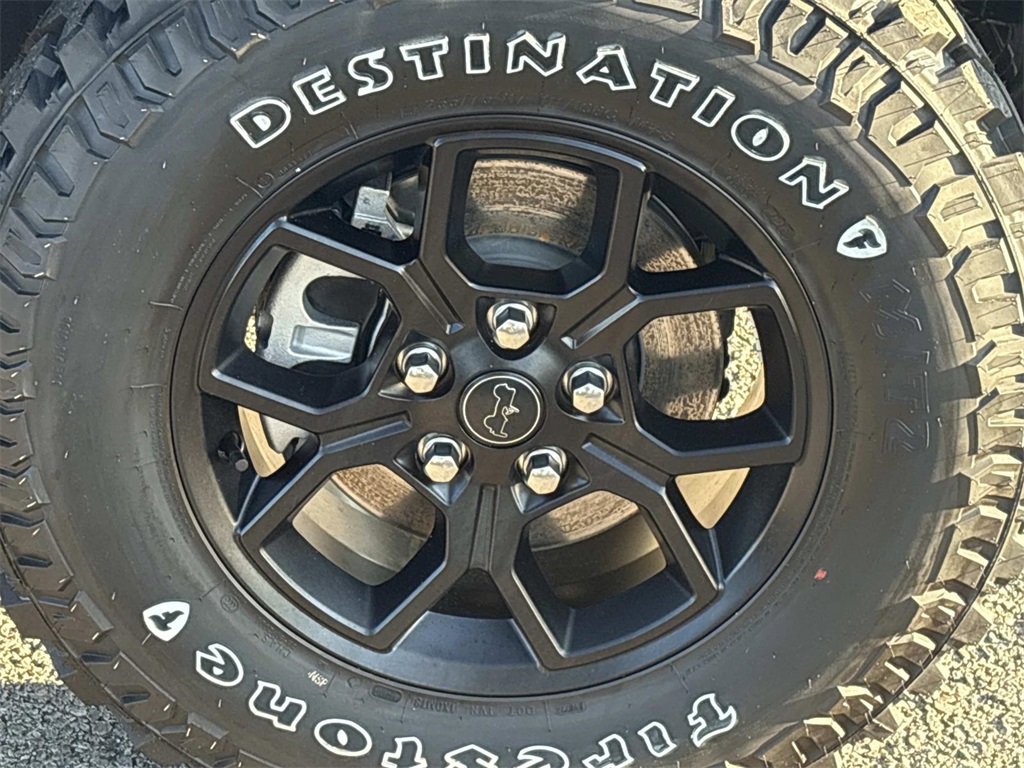 New 2025 Jeep Gladiator Sport image 11