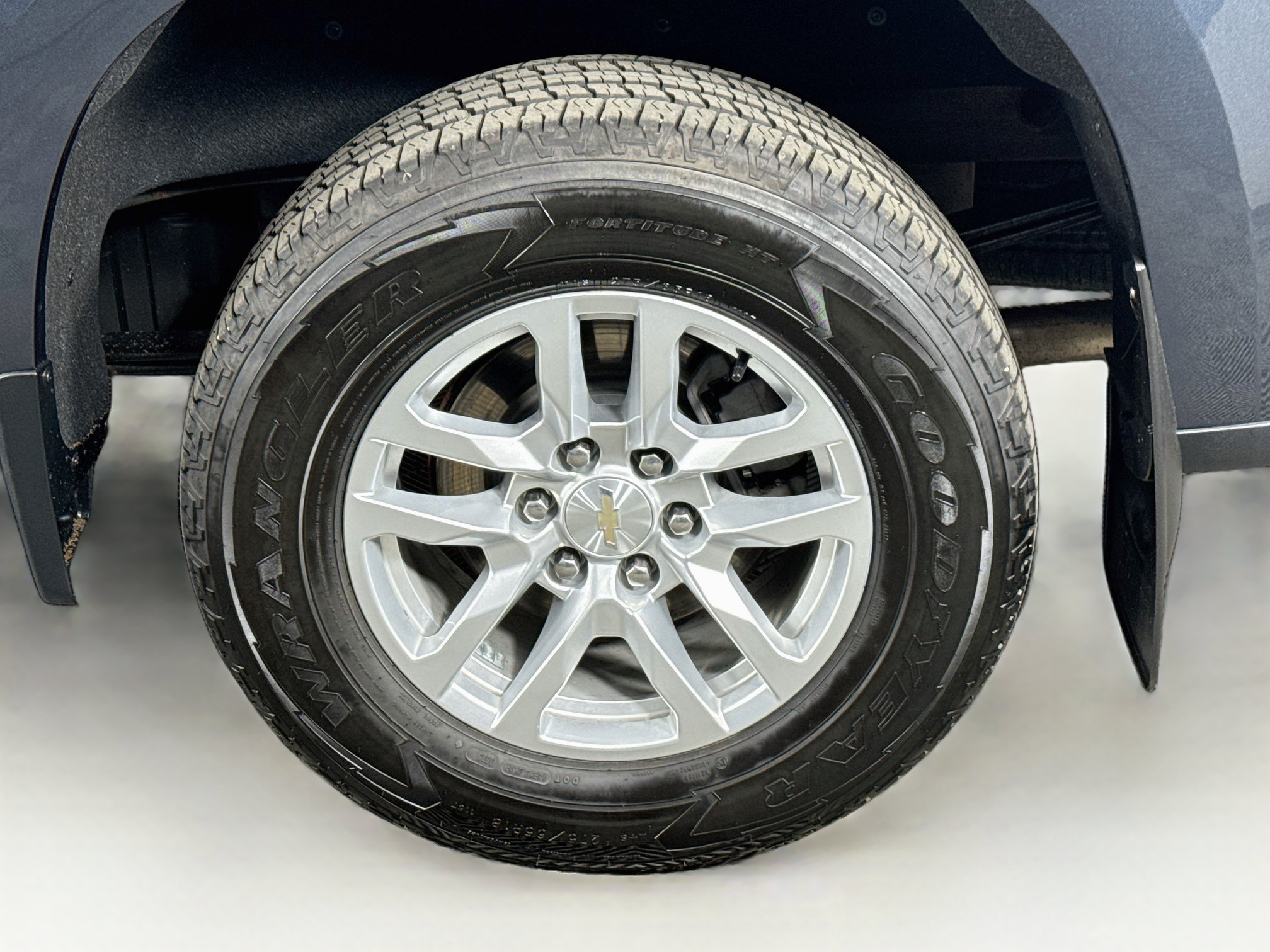 Used 2020 Chevrolet Silverado 1500 LT w/ All-Star Edition AWD/4WD image 9