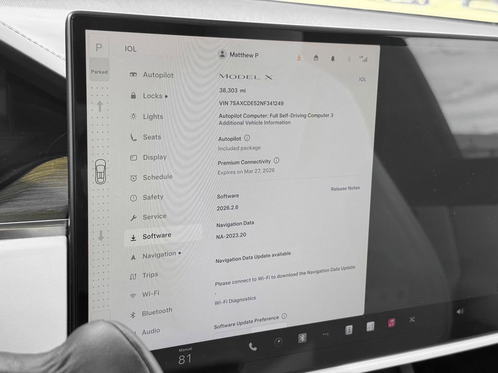 Used 2022 Tesla Model X image 25