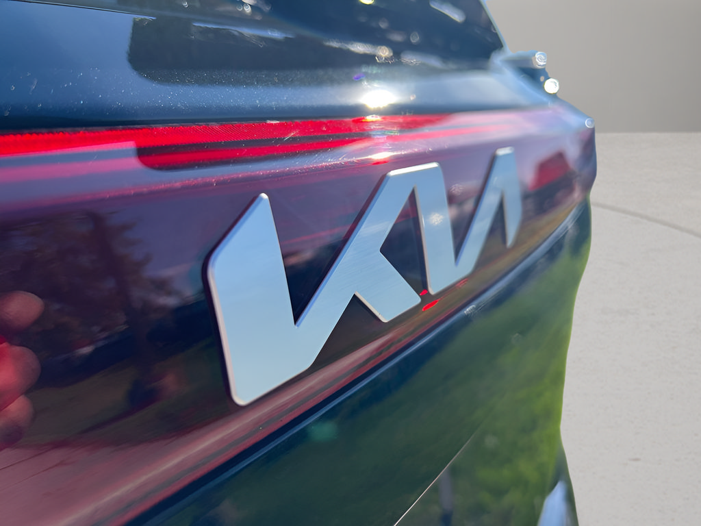 Used 2024 Kia Seltos SX w/ SX Sunroof Package AWD/4WD image 36