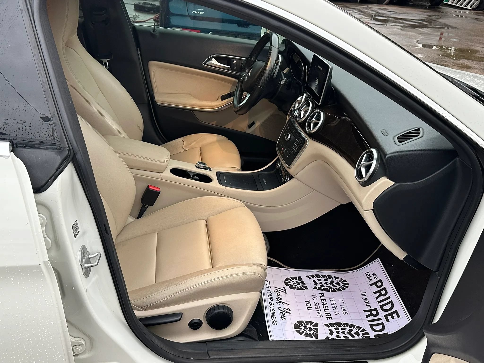 Used 2016 Mercedes-Benz CLA 250 image 12