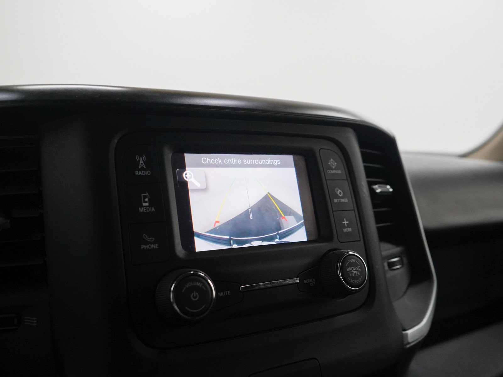 Used 2020 RAM 1500 Big Horn AWD/4WD image 25